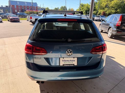 Used 2016 Volkswagen Golf S FWD image 6