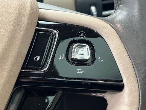 Used 2022 Lincoln Corsair Standard w/ Premium Package image 18