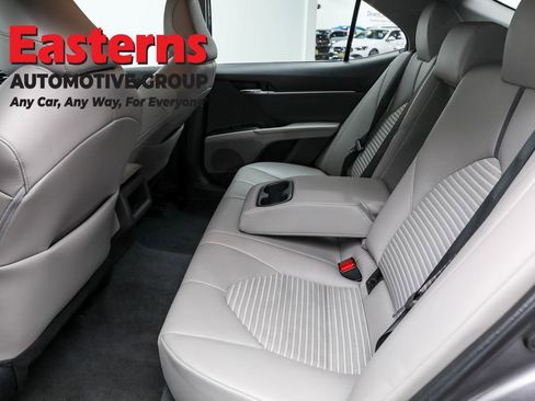 Used 2023 Toyota Camry SE image 20