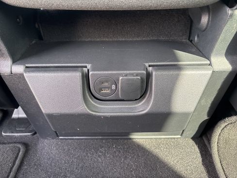 Used 2023 Ford F150 XLT AWD/4WD image 36