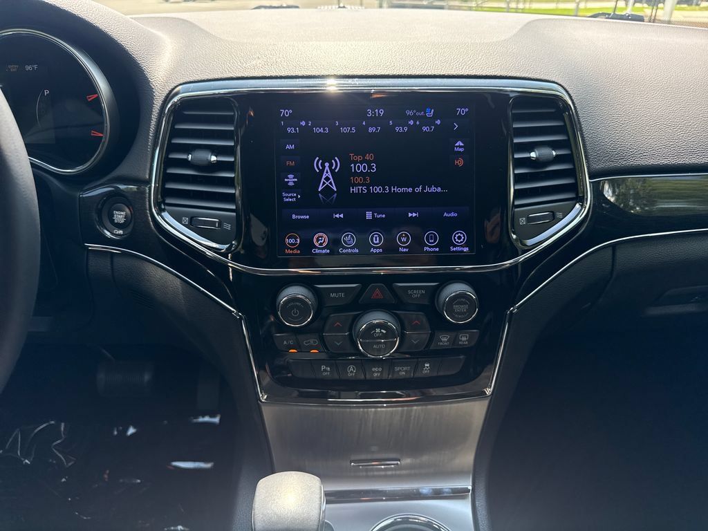 Used 2021 Jeep Grand Cherokee Trailhawk w/ Premium Lighting Group AWD/4WD image 18