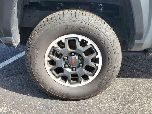 Used 2024 Toyota Tacoma TRD Off-Road w/ TRD Off Road Upgrade Package image 5