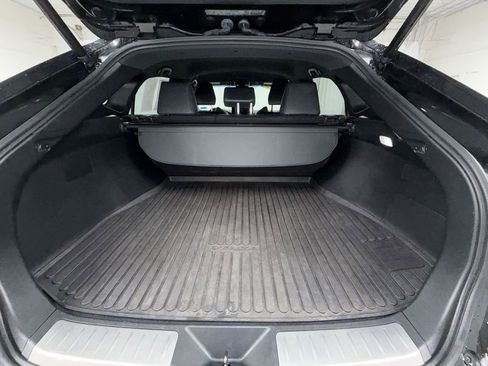 Certified 2022 Toyota Venza XLE image 19