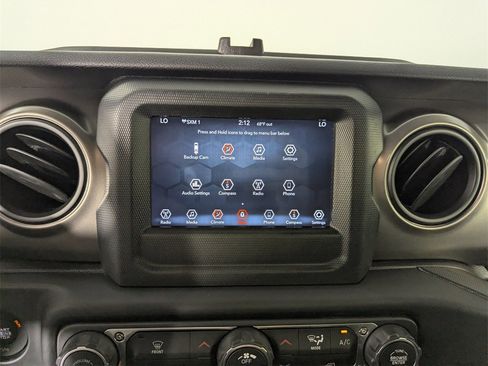 Used 2019 Jeep Wrangler Unlimited Sport S image 25