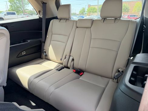 Used 2022 Honda Pilot Touring image 22