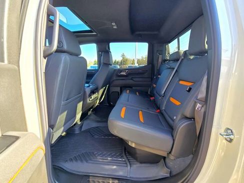 New 2026 GMC Sierra 1500 AT4 w/ AT4 Premium Package AWD/4WD image 11