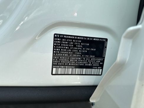 New 2026 Volkswagen Tiguan SE R-Line FWD image 25