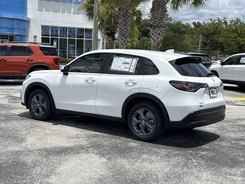 New 2027 Honda HR-V LX image 9