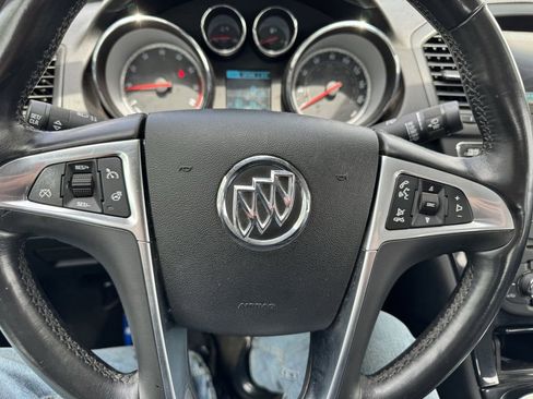 Used 2013 Buick Regal Premium FWD image 12