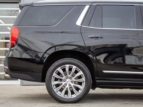 Used 2023 GMC Yukon Denali w/ LPO, Floor Liner Package image 6