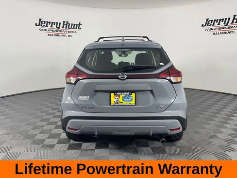 Used 2024 Nissan Kicks SV w/ Interior Electronics Package image 8