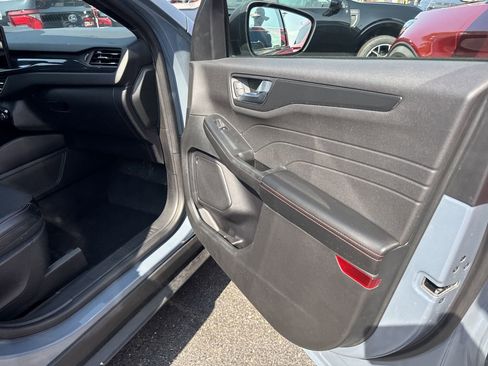 Certified 2023 Ford Escape ST-Line w/ Tech Pack #1 image 11