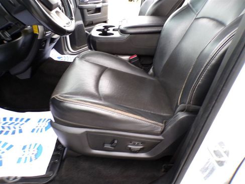 Used 2017 RAM 2500 Laramie image 24