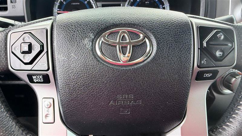 Used 2015 Toyota 4Runner SR5 AWD/4WD image 25