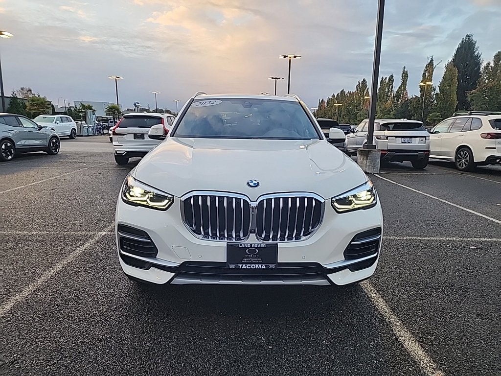 Used 2022 BMW X5 xDrive40i w/ Parking Assistance Package AWD/4WD image 7