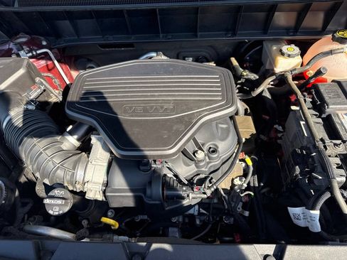 Used 2017 GMC Acadia SLT AWD/4WD image 40