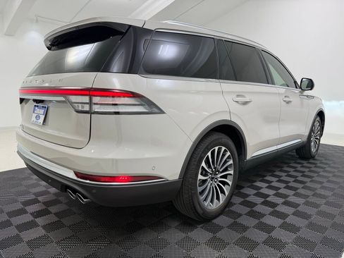 Used 2023 Lincoln Aviator Reserve w/ Equipment Group 201A image 7