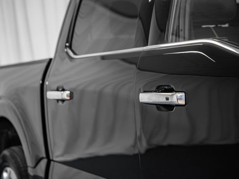 Certified 2022 Ford F150 Platinum w/ FX4 Off-Road Package image 17