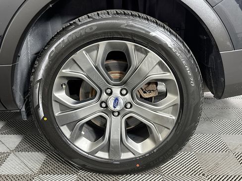 Used 2018 Ford Explorer Sport image 36