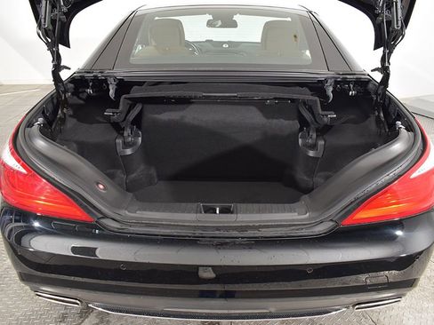 Used 2016 Mercedes-Benz SL 550 image 5
