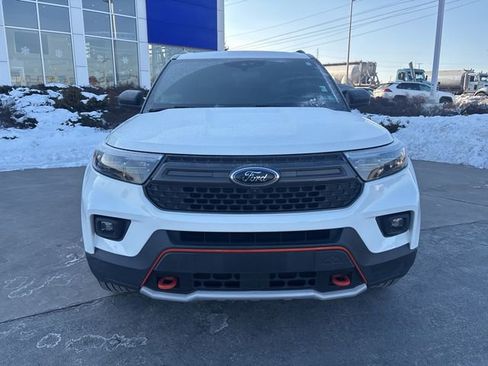 Certified 2022 Ford Explorer Timberline image 3
