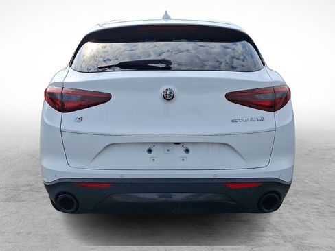 Used 2023 Alfa Romeo Stelvio Sprint AWD/4WD image 4