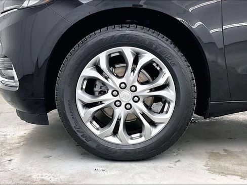 Certified 2021 Buick Enclave Avenir w/ Avenir Technology Package AWD/4WD image 10