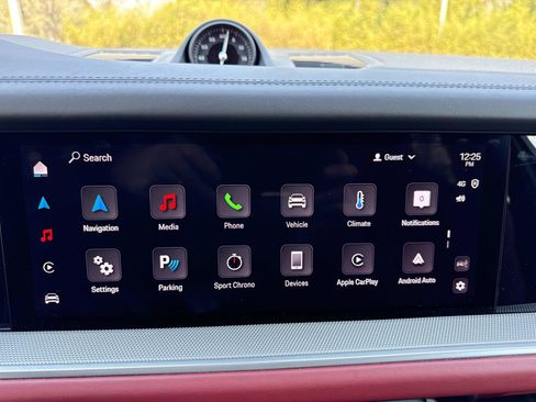 Used 2024 Porsche Cayenne S image 27