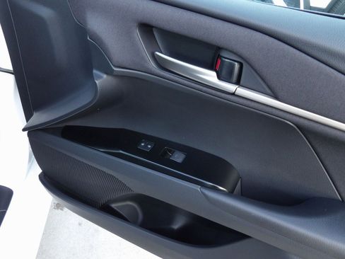 New 2026 Toyota Camry LE image 8