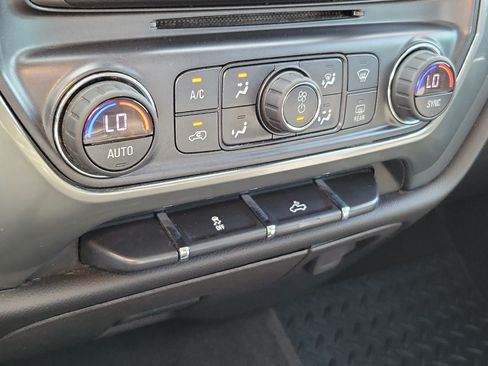 Used 2018 Chevrolet Silverado 1500 LT w/ All Star Edition RWD image 25
