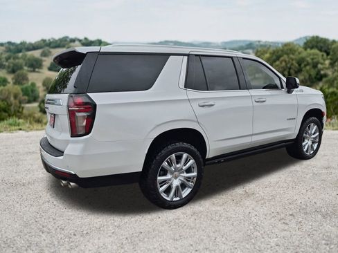 Used 2024 Chevrolet Tahoe High Country w/ Premium Package AWD/4WD image 10