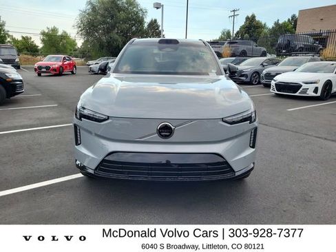 New 2025 Volvo EX90 Plus AWD/4WD image 8