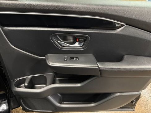 Used 2025 Honda Pilot EX-L image 28