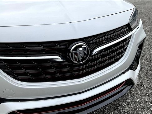 Certified 2022 Buick Encore GX Select w/ Sport Touring Package image 28