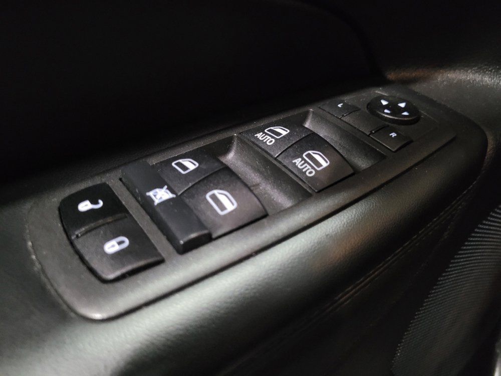 Used 2021 Jeep Grand Cherokee Limited AWD/4WD image 27