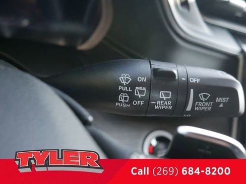 New 2025 Jeep Grand Cherokee Limited w/ Black Appearance Package image 27