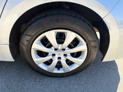 Used 2024 Toyota Corolla LE FWD image 12