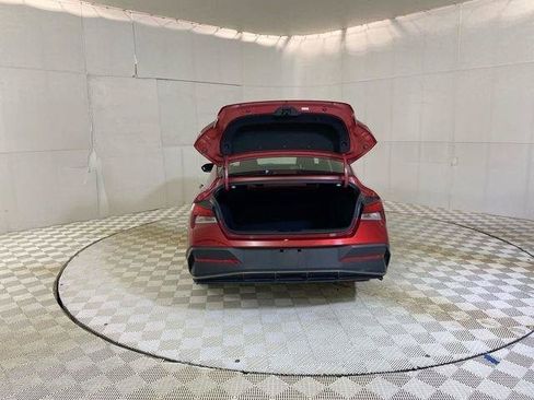 Used 2024 Hyundai Elantra SEL FWD image 34