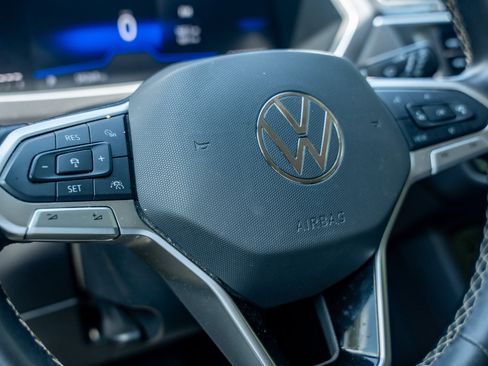 Used 2024 Volkswagen Tiguan Wolfsburg Edition AWD/4WD image 30