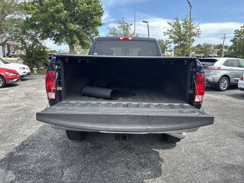 Used 2016 RAM 3500 Tradesman w/ Chrome Appearance Group AWD/4WD image 13