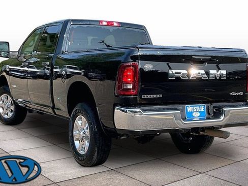 Used 2025 RAM 2500 Big Horn AWD/4WD image 5