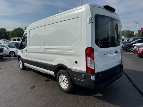 Used 2019 Ford Transit 150 148 Medium Roof RWD image 3