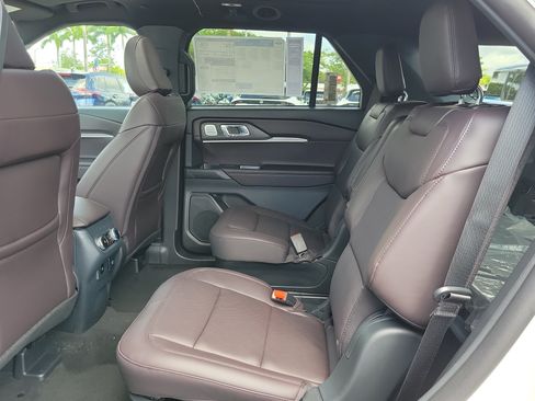New 2026 Ford Explorer Platinum RWD image 11