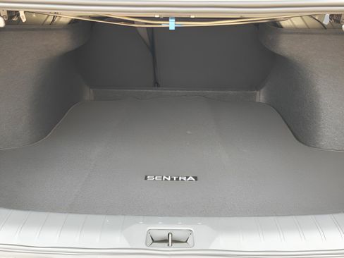 New 2026 Nissan Sentra SR image 32