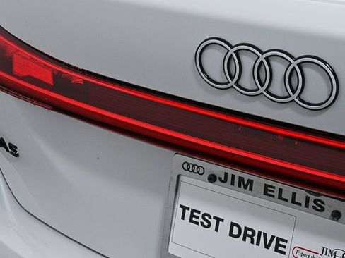 New 2025 Audi A5 2.0T Prestige image 38