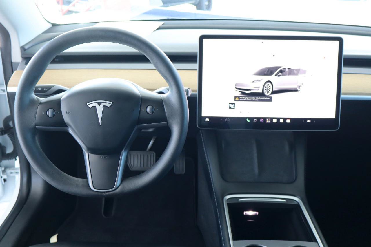 Used 2023 Tesla Model 3 Standard Range RWD image 17