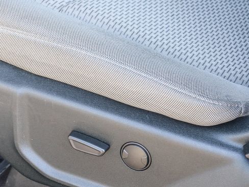 Used 2020 Ford F250 XLT w/ XLT Premium Package RWD image 28