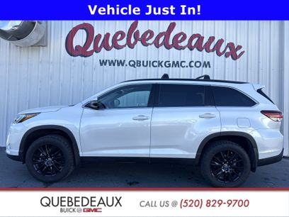 Used 2019 Toyota Highlander SE