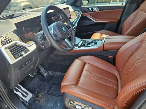 Used 2024 BMW X5 xDrive40i w/ Executive Package AWD/4WD image 11