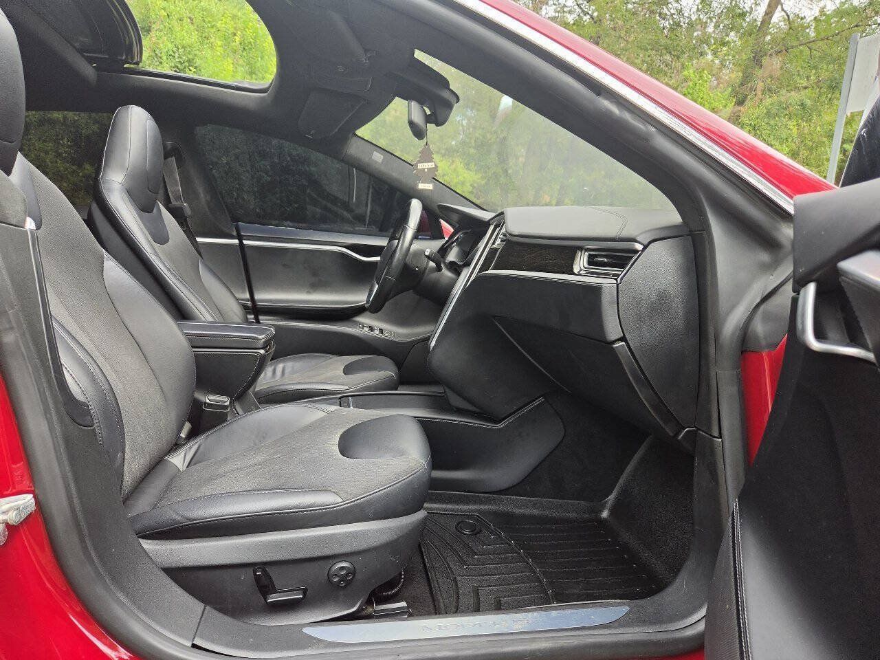 Used 2016 Tesla Model S 60 RWD image 22